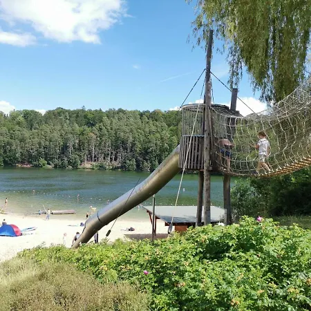 Blockhaus Am Twistesee Mit 3 Schlafzimmern Hébergement de vacances Bad Arolsen