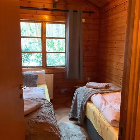 Blockhaus Am Twistesee Mit 3 Schlafzimmern Bad Arolsen